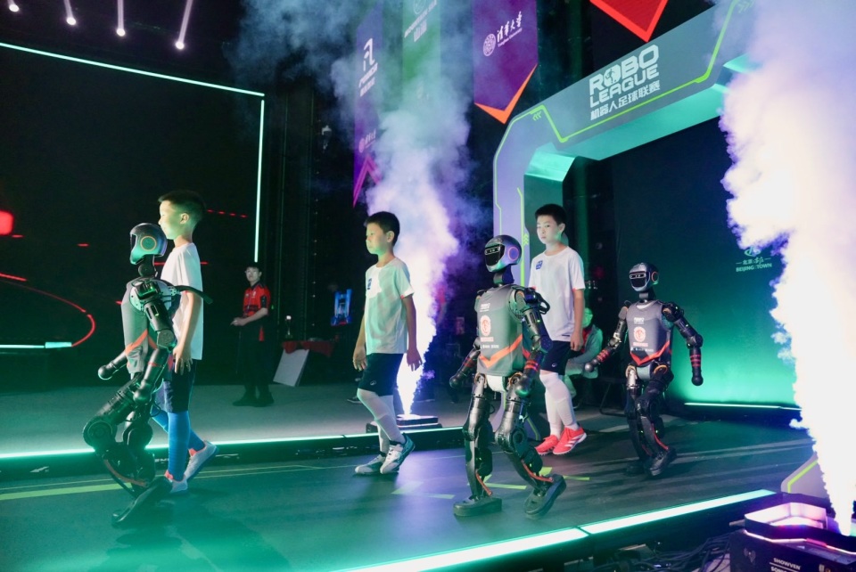 这次犯规裁 这次犯规裁